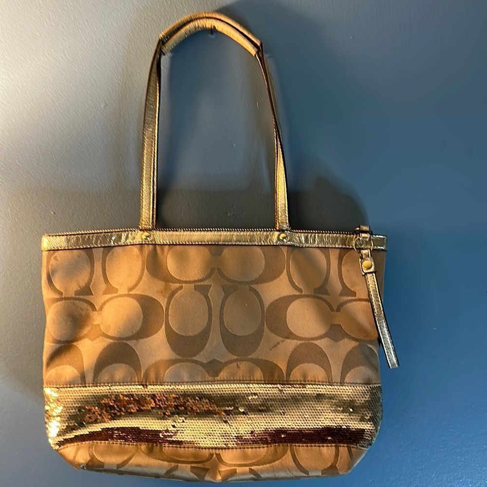 Coach Shoulder Bag